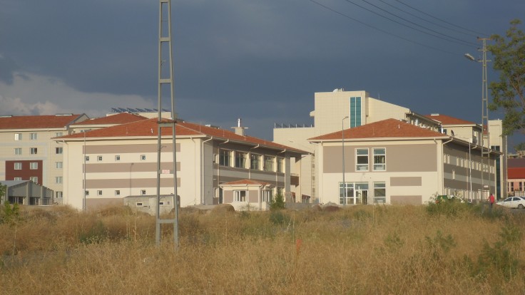 ÖĞRENCİ YURDUNUN SOSYAL TESİSİ VE YURT MÜDÜRÜ